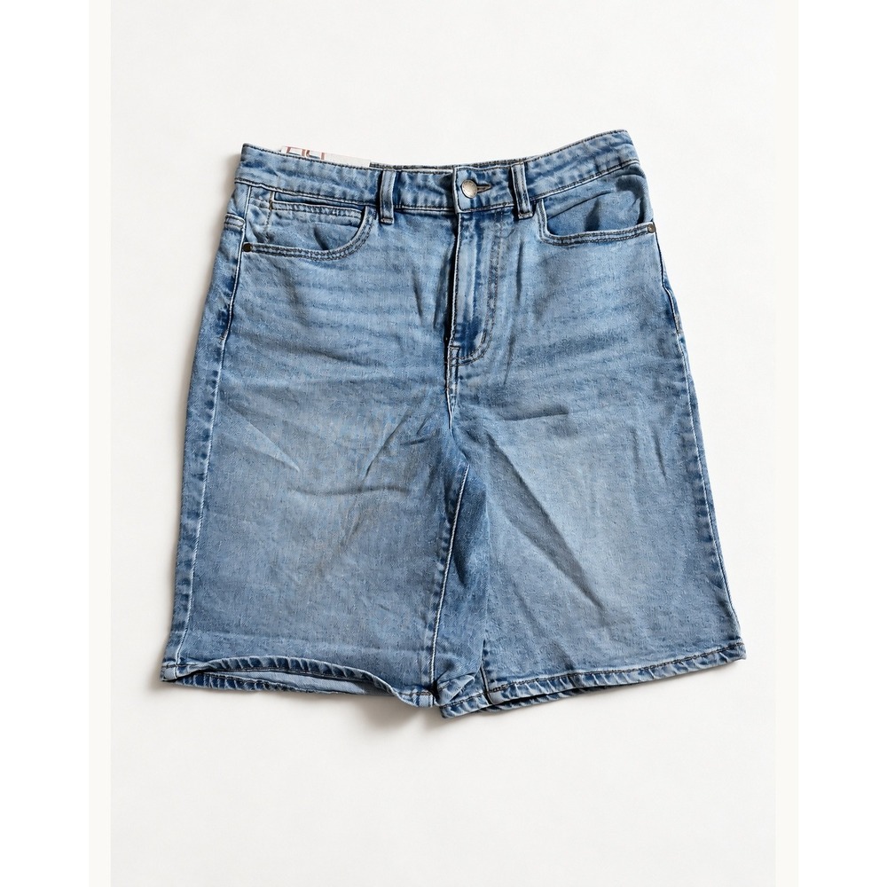 Wrangler Womens High Rise Denim Shorts Light Blue Wash Size 8 NWT 1960923